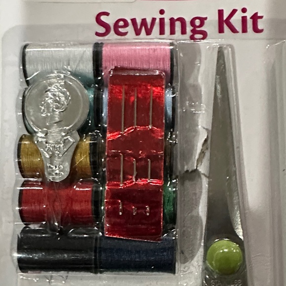 Sewing Kit and Thread Set - Multi-Color - Picture 12 of 12